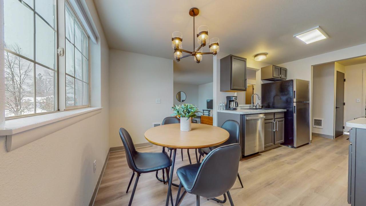 Modern Lofts At Aria 3 Apartment Kalispell Exterior photo